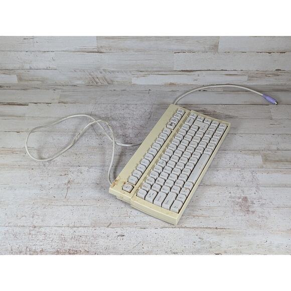 iOne Scorpius 83 Compact Keyboard PS/2 Beige Tested - Needs Cleaned Missing Foot - Picture 11 of 11